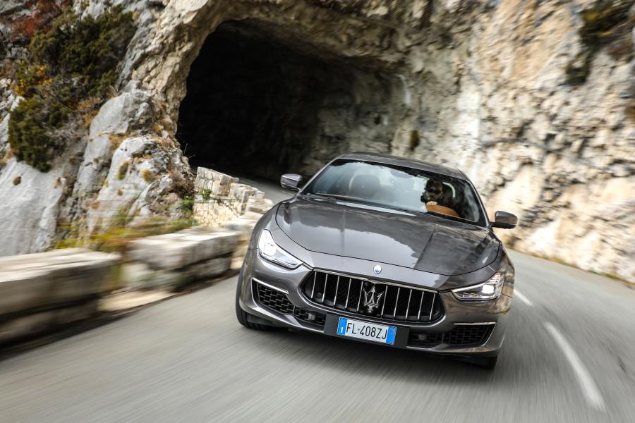  Maserati Ghibli S GranLusso 2017 года  (фото 27 из 45)